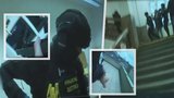 Detaily zásahu proti masovému vrahovi! Policie zveřejnila video z pohledu zásahovky