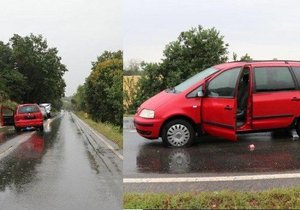 Ujíždějící vůz se zdrogovaným mužem se zákazem řízení zastavily až prostřelené pneumatiky.