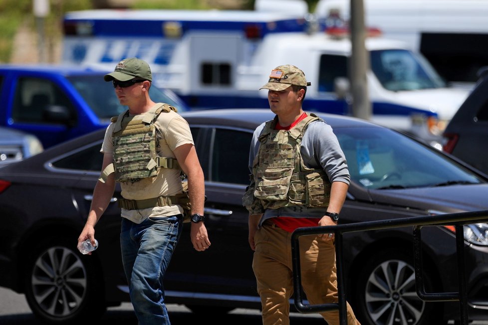 Střelba v USA zasáhla nákupní středisko Walmart v El Pasu (3. 8. 2019)