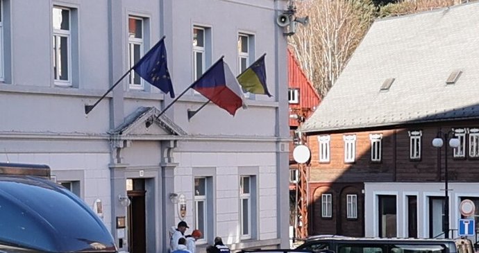 Střelba na úřadě v Chřibské (19. 1. 2026)