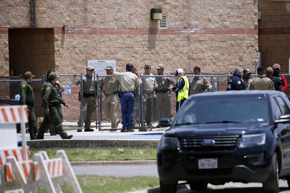 V americké základní škole v texaském Uvalde došlo ke střelbě.
