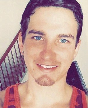 Student medicíny Joshua McGill zachránil postřeleného muže.