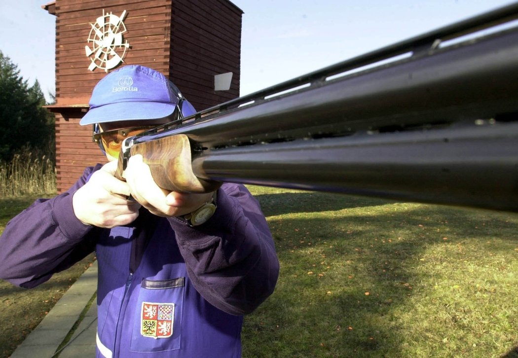 Petr Málek proslavil českou sportovní střelbu na olympiádě a věnoval se jí až do svého předčasného konce...