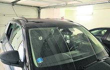 Policie o šílenci (35) z BMW u Písku: Pálil na škodovku a cisternu