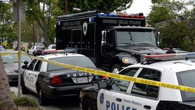 Střelec zabil v Santa Monice šest lidí