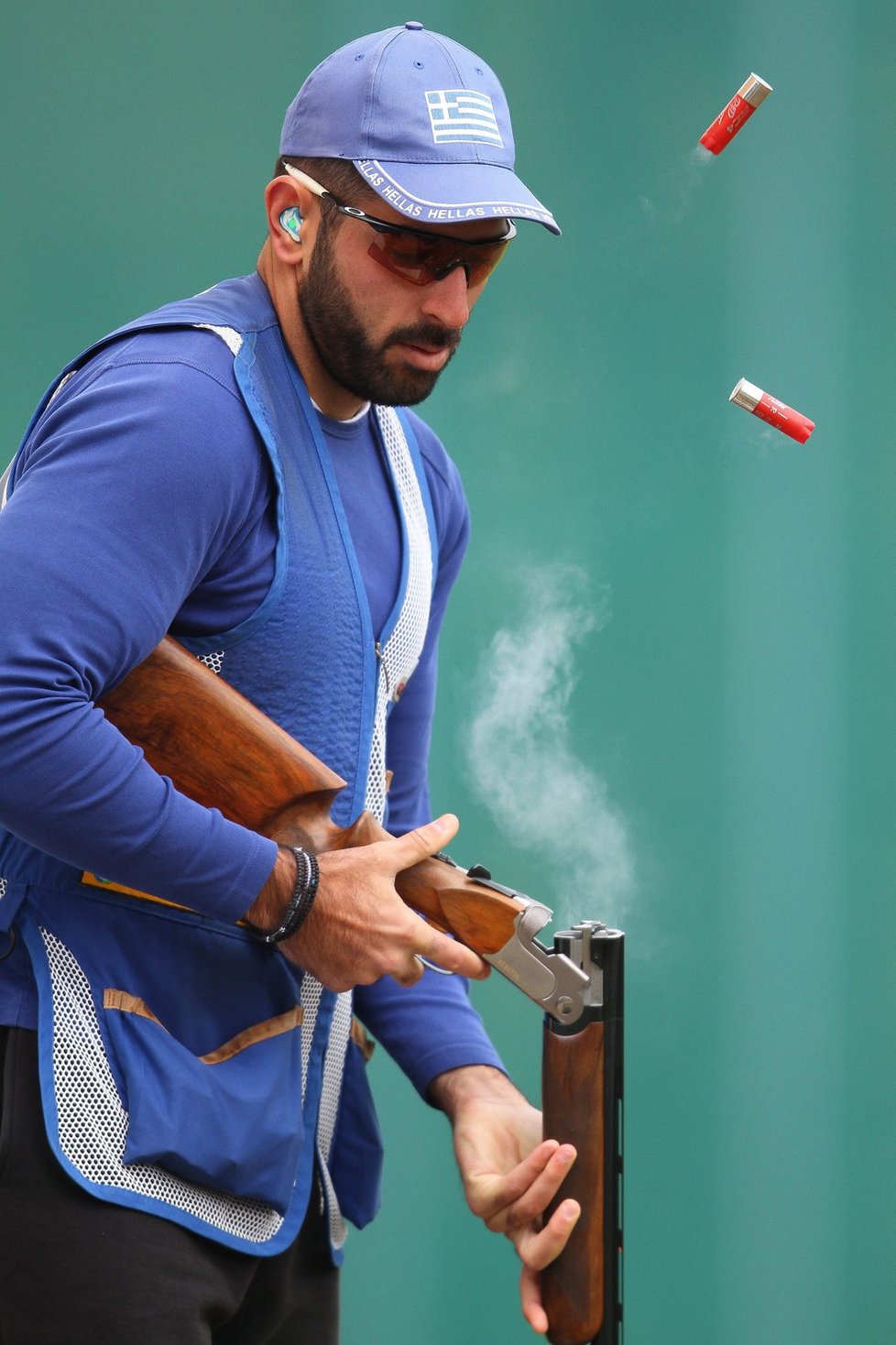 Kyperský střelec a momentka z jednoho z posledních testování výkonnosti před olympiádou v Londýně