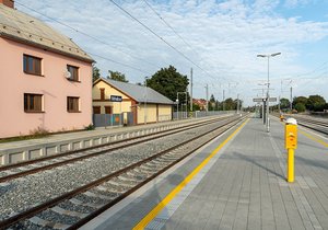 Na železniční trati mezi Střelicemi a brněnskými Horními Heršpicemi přejel vlak dvě ženy.