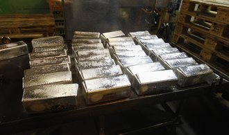 Investiční stříbro a jeho cena. Kdy se vyplatí nakoupit stříbrné slitky