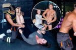 Striptýz pro známé tváře v gay klubu: Muzikářová s Fišerovou ve spárech nahého playboye