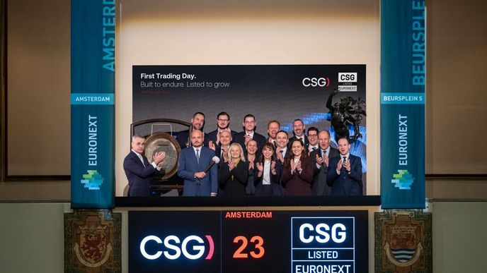 Vstup CSG na burzu v Amsterdamu učinil ze Strnada nejbohatšího Čecha. Vstup CSG na burzu v Amsterdamu učinil ze Strnada nejbohatšího Čecha.