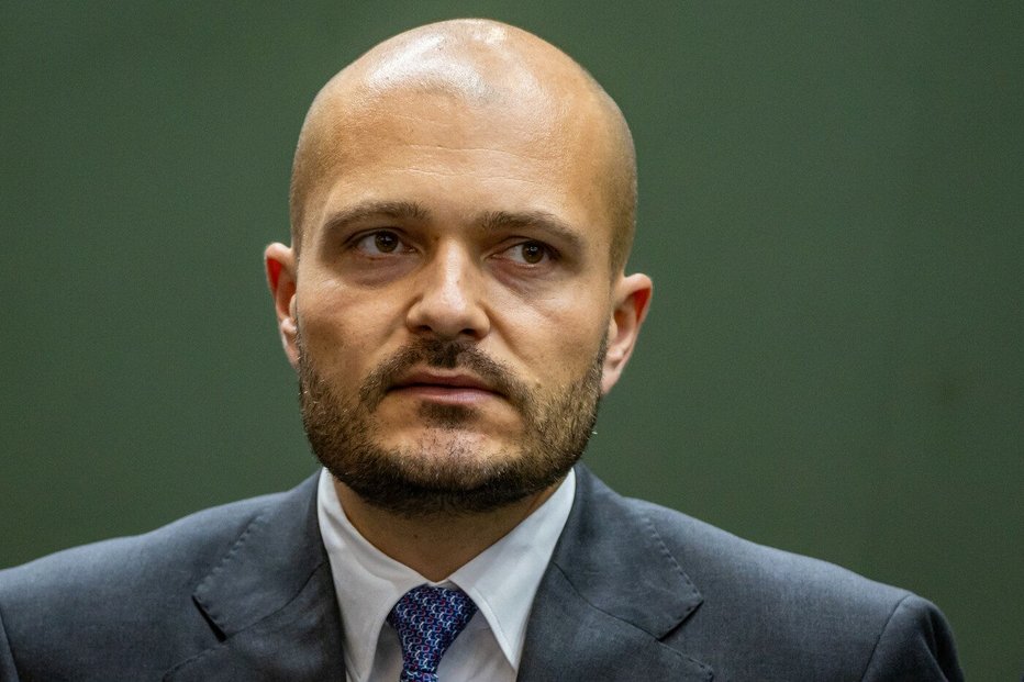 Strnad spouští výrobu dronů a střel, pohon zajistí dražší turbojety. Letos chce utržit první miliardu Strnad spouští výrobu dronů a střel, pohon zajistí dražší turbojety. Letos chce utržit první miliardu