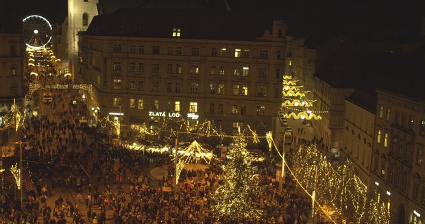 Vánoční strom ozářila nádherná světla: Sváteční čas v Brně oficiálně započal