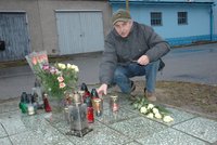 Studénka: Půl roku po tragédii u kolejí opět hořely svíce