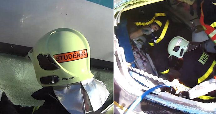 Šokující záběry ze zásahu hasičů u nehody ve Studénce: Aby dostali ven cestující, museli vlak rozstříhat