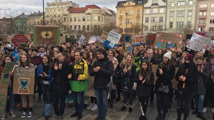 Studentské protesty Fridays for Future v centru Ostravy.