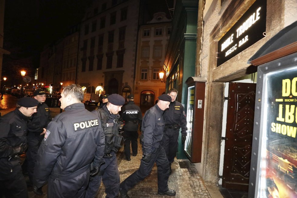 Policisté se na příjezd severských studentů pečlivě připravili.