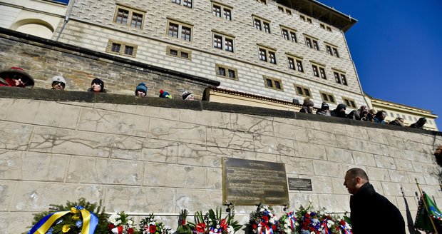 Na Hradčanech se vzpomínalo na studentský pochod proti komunistům, který proběhl přesně před 70 lety.