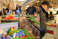 Když váš běžný nákup zachraňuje: Matce, co má dvoje dvojčata, pomohla potravinová sbírka