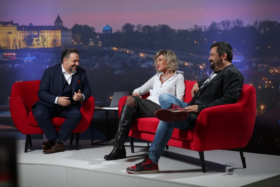 Volby 2021: Volební studio Blesk, Luděk Staněk, Zuzana Bubílková, Pavel Novotný