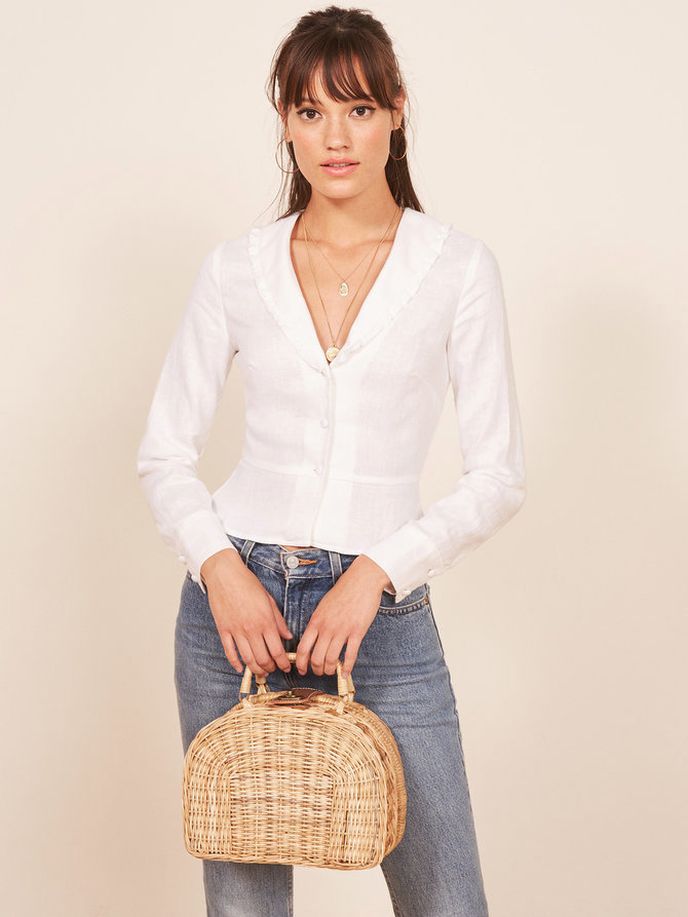 Lněná košile, Reformation, 148 $, www.thereformation.com Lněná košile, Reformation, 148 $, www.thereformation.com