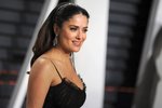 Salma Hayek nosí i větší výstřihy.