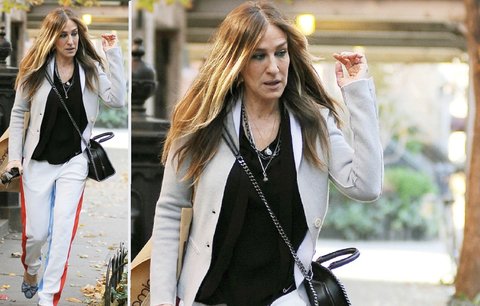 Styl podle celebrit: Sarah Jessica Parker nosí tepláky a obyčejné triko! 