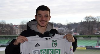 Karviná získala řecký talent, krajní bek hrával i v Bochumi