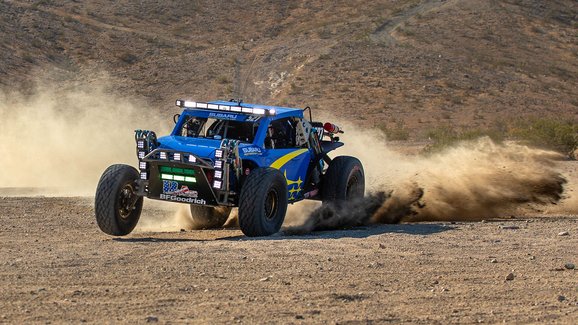 Subaru Crosstrek Desert Racer pro Baja 500 je monstrum ve slavné kabátě   