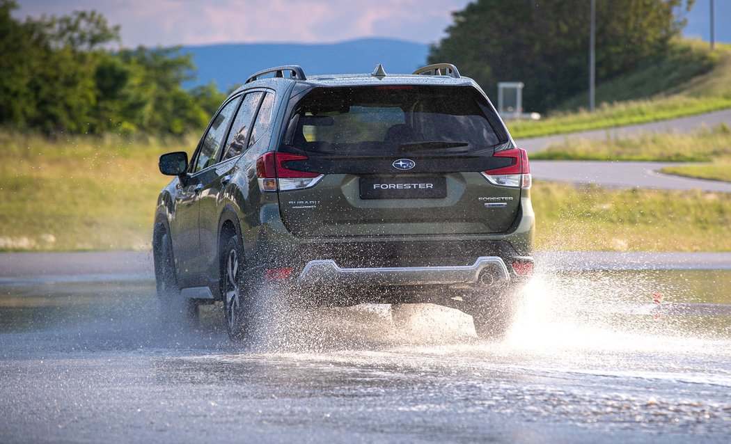 Subaru Forester e-Boxer