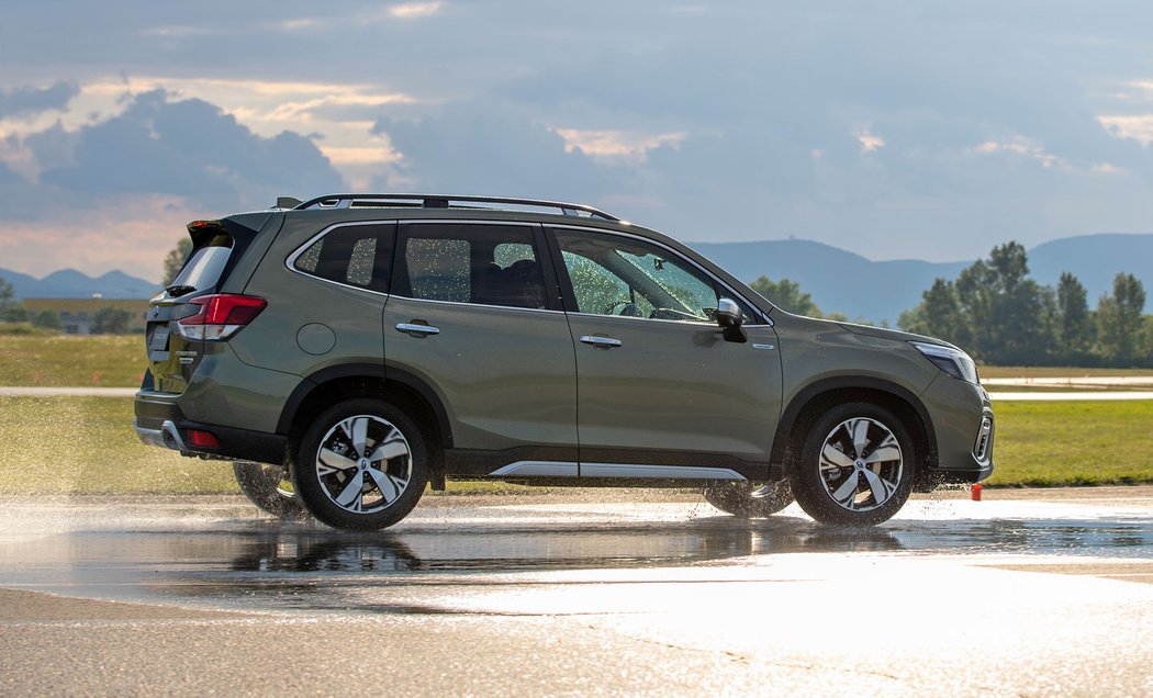 Subaru Forester e-Boxer