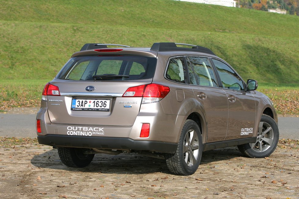 Subaru Outback 2.0D Lineartronic Executive