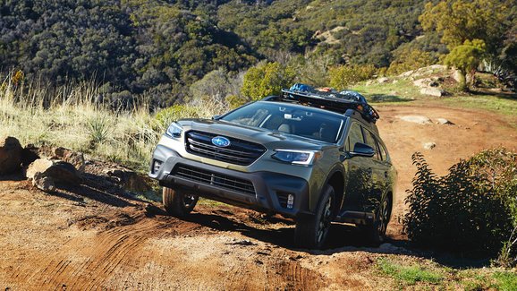 Nová generace Subaru Outback oficálně: S novou technikou rozvíjí styl předchůdce