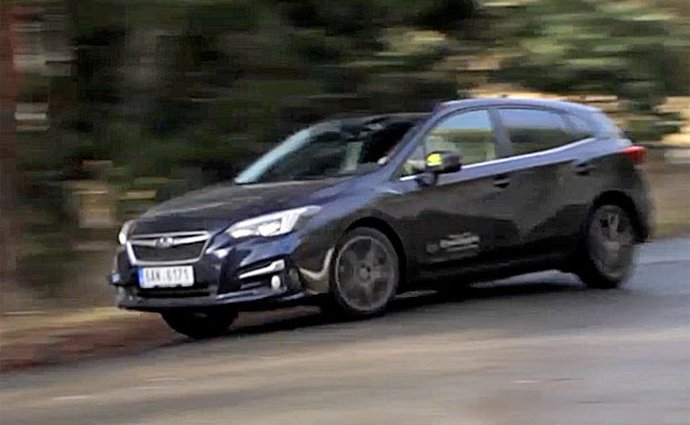 Rychlé kolo se Subaru Impreza: Jak moc vadilo CVT?