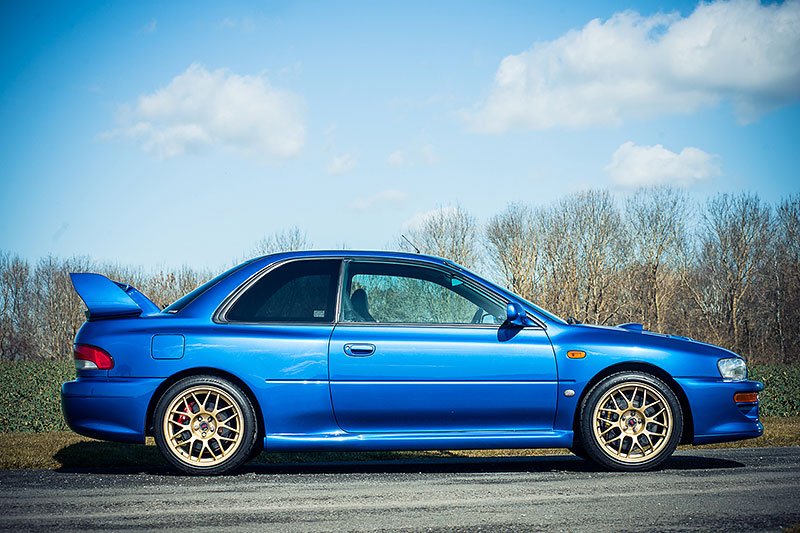 Subaru 22B