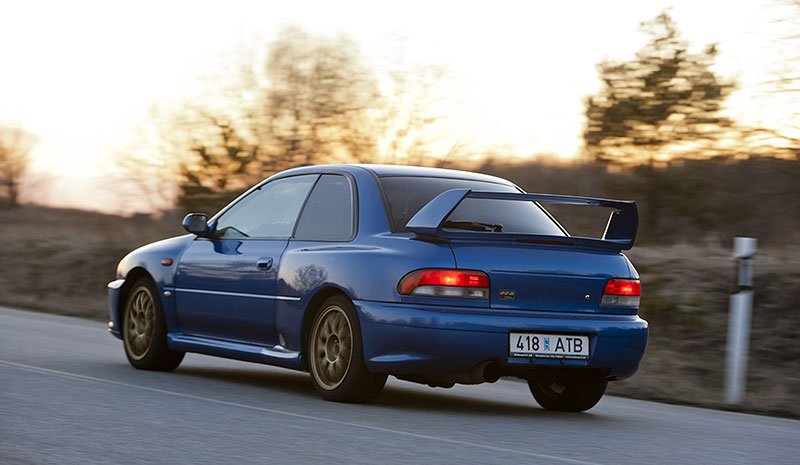 Subaru 22B