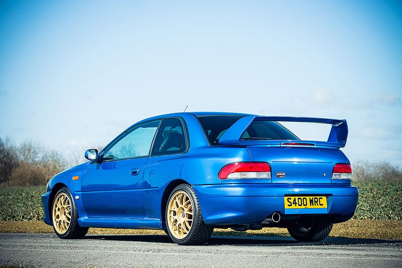 Subaru 22B