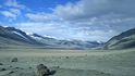 Prvenství mezi suchými místy naší planety mají Suchá údolí ve Viktoriině zemi v Antarktidě nedaleko americké polární stanice McMurdo. Oblast, která leží ve srážkovém stínu, objevil v roce 1903 Robert Falcon Scott.