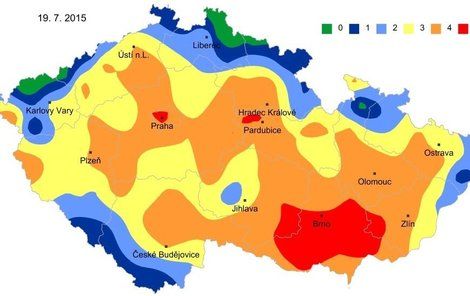 Půdní sucho v hloubce 0 až 100 cm