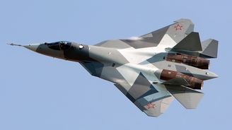 Neviditelná ruská stíhačka je blízko svému nasazení. Vyzyvatel F-22 dostal jméno