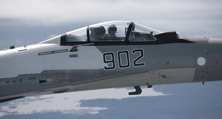 Suchoj/KnAAPO Su-35S Second Prototype