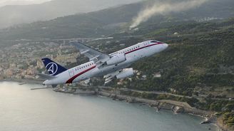 Írán a Rusko zvažují společnou výrobu letadel Suchoj Superjet
