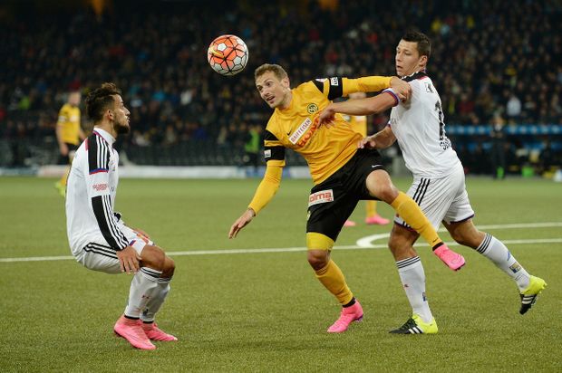 Marek Suchý při utkání s Young Boys (3:4). Marek Suchý při utkání s Young Boys (3:4).