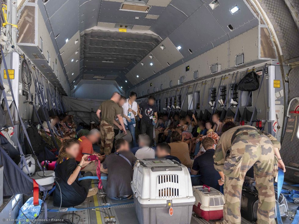 Operace Střelec aneb evakuace Súdánu v režii francouzské armády