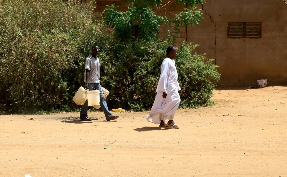 Obyčejní obyvatelé v Súdánu (21. a 22. 4. 2023)