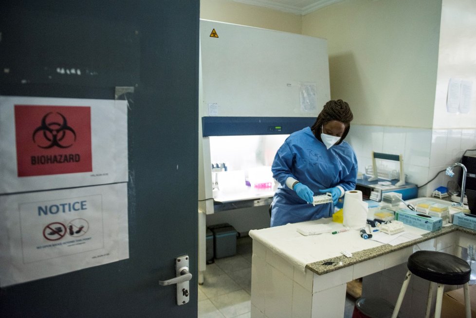 Koronavirus v Súdánu: Lékaři provádějící testy na COVID-19 (22.6.2020)