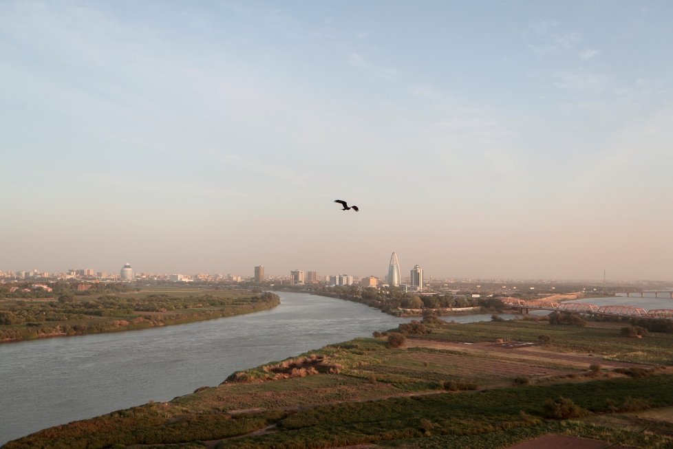 Soutok Modrého a Bílého Nilu v súdánském Chartúmu