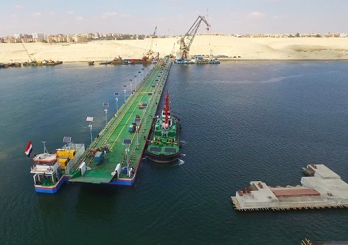 Izrael chce přetáhnout Suezskému průplavu část přepravy ropy