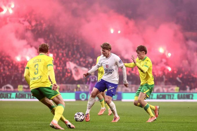 Lyon - Nantes 3:0. Šulc hrál v základu a připsal si asistenci. Nastoupil i Karabec Lyon - Nantes 3:0. Šulc hrál v základu a připsal si asistenci. Nastoupil i Karabec