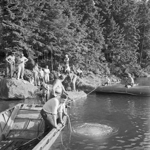 19. června 1964 začala akce Neptun. Tehdy byly z Prahy na Šumavu převezli příslučníci StB bedny, které měly obsahovat údajné nacistické dokumenty. Vyloveny byly v červenci a vyvolaly mezinárodní rozruch.