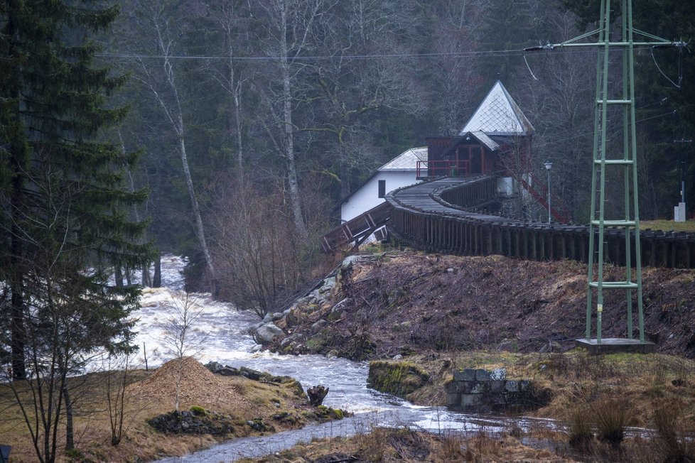 Zvýšené hladiny řek na Šumavě (4.1.2021)